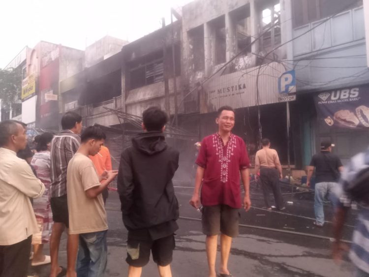 Kabel Listrik Royal Terbakar Disubuh Idul Adha 1445 H